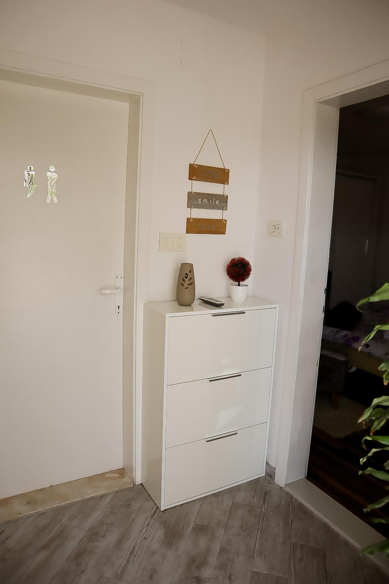 Guest House Godimento Cilipi Bagian luar foto