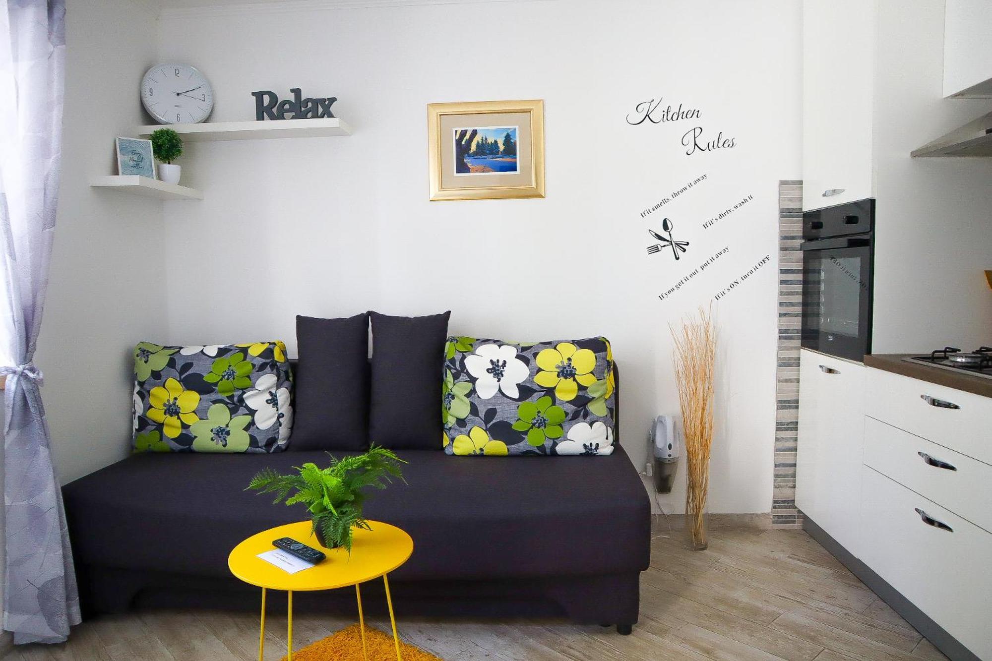 Guest House Godimento Cilipi Bagian luar foto