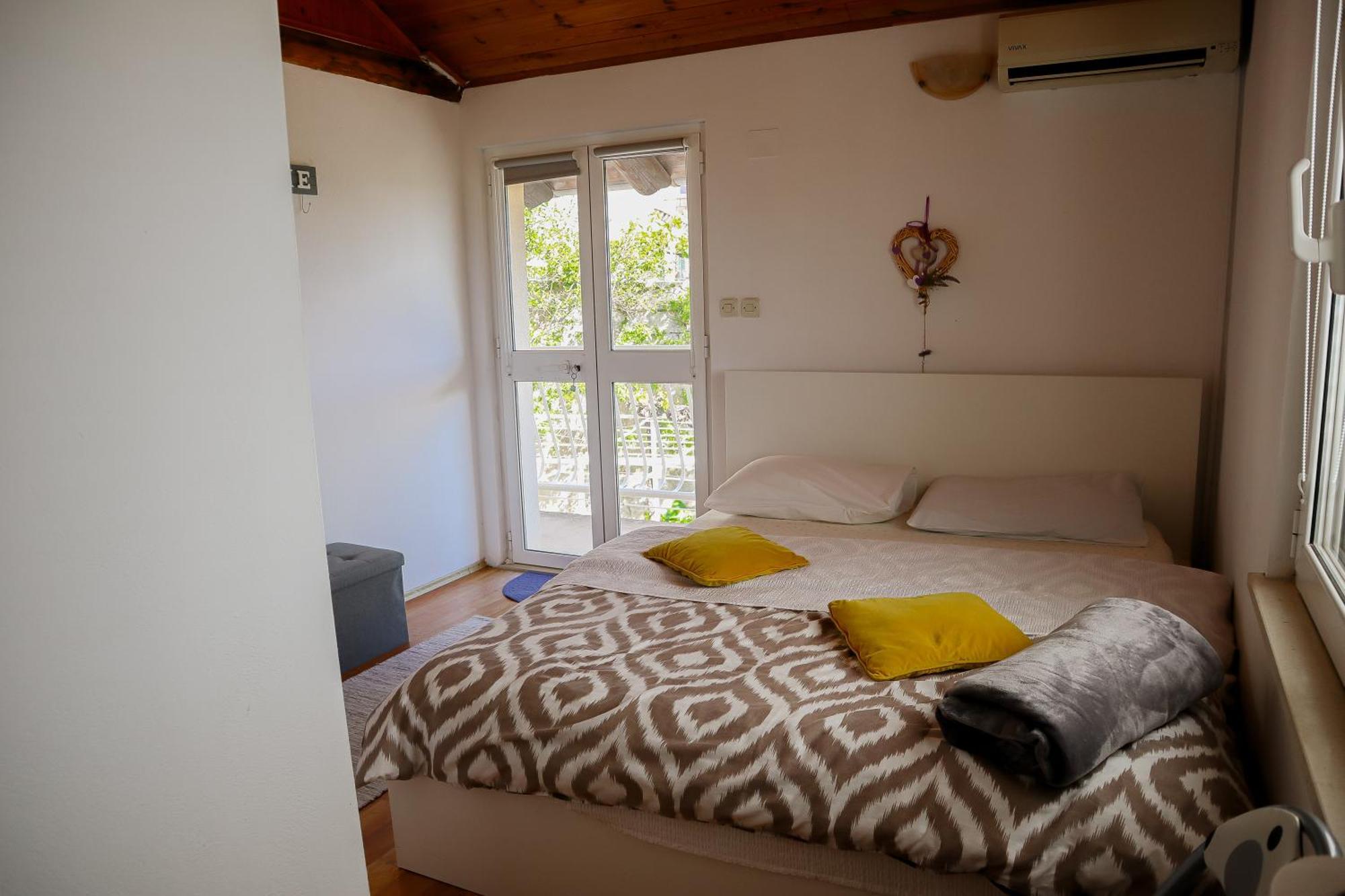 Guest House Godimento Cilipi Bagian luar foto